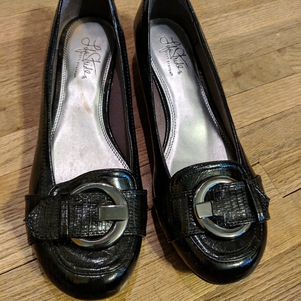 Life Stride Flats